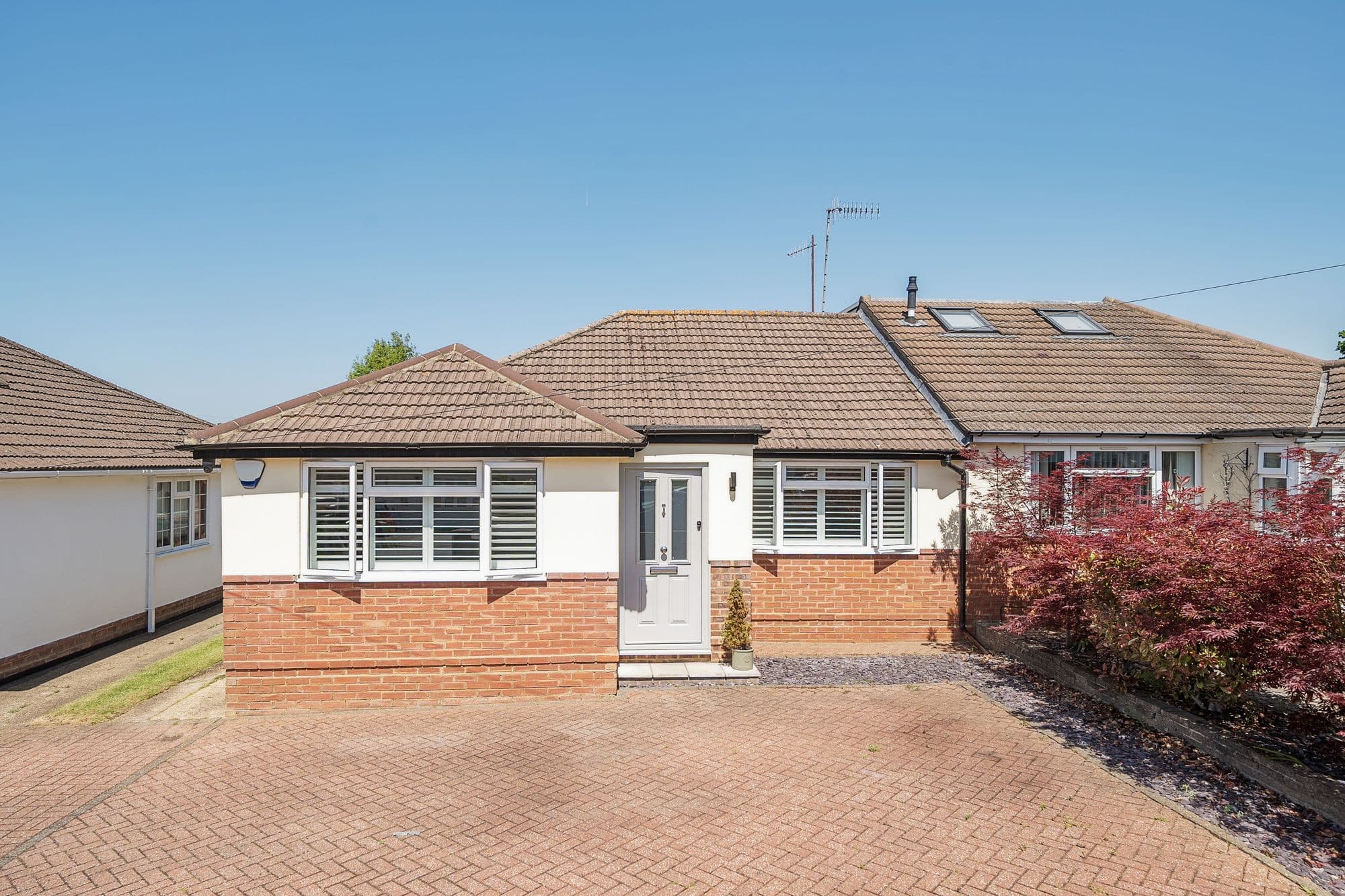 Carpenders Avenue, Watford, WD19