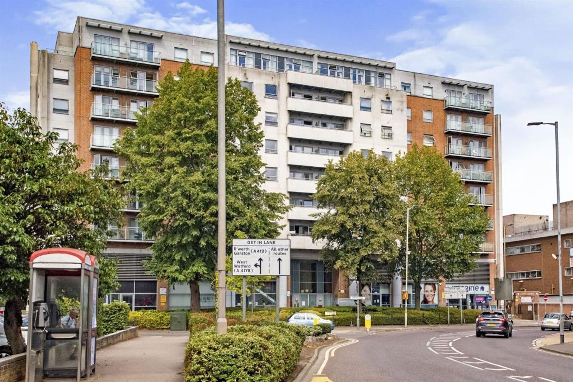 Wilmington Close, Watford, WD18