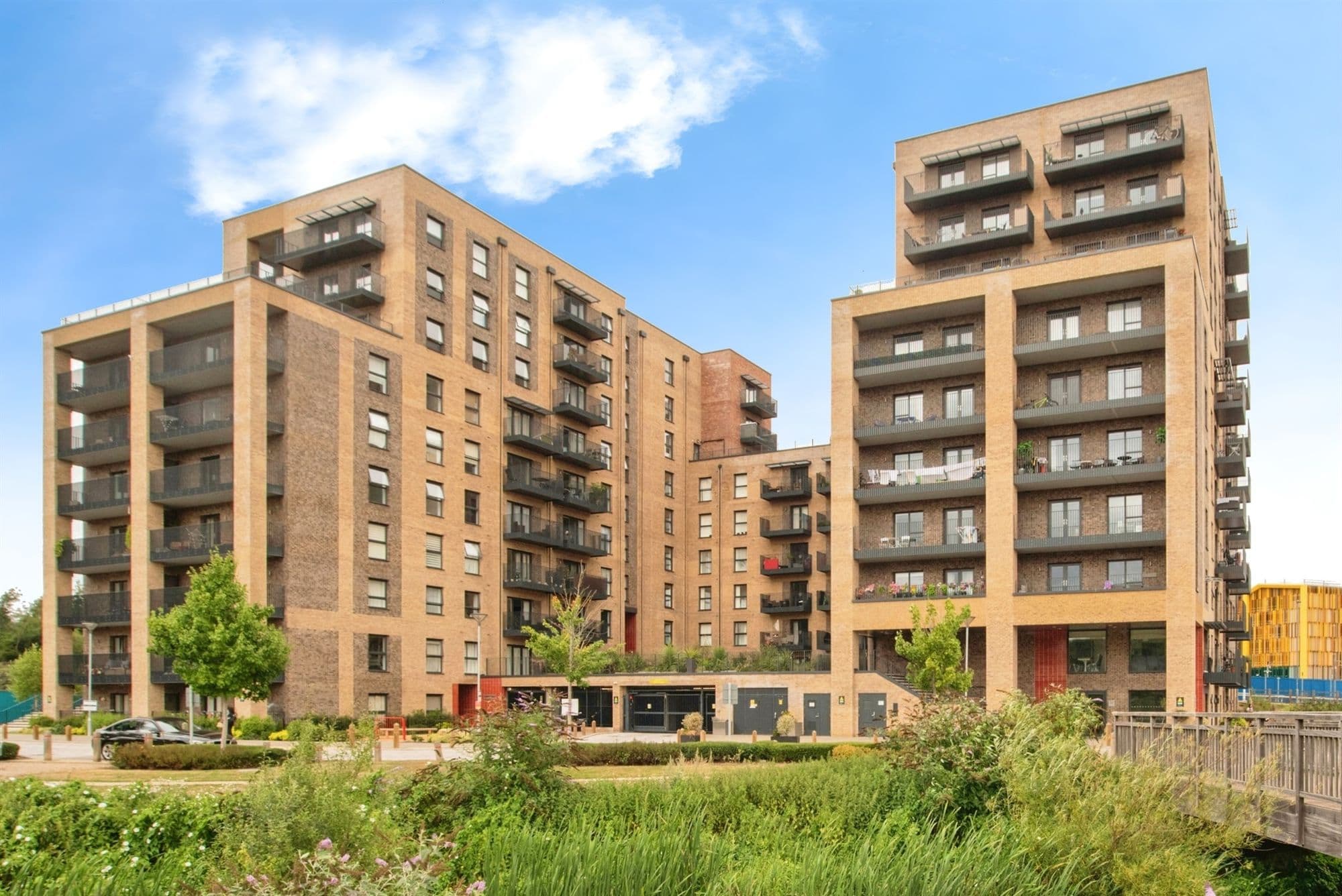 Colnebank Drive, Springwell Apartments Colnebank Drive, WD18