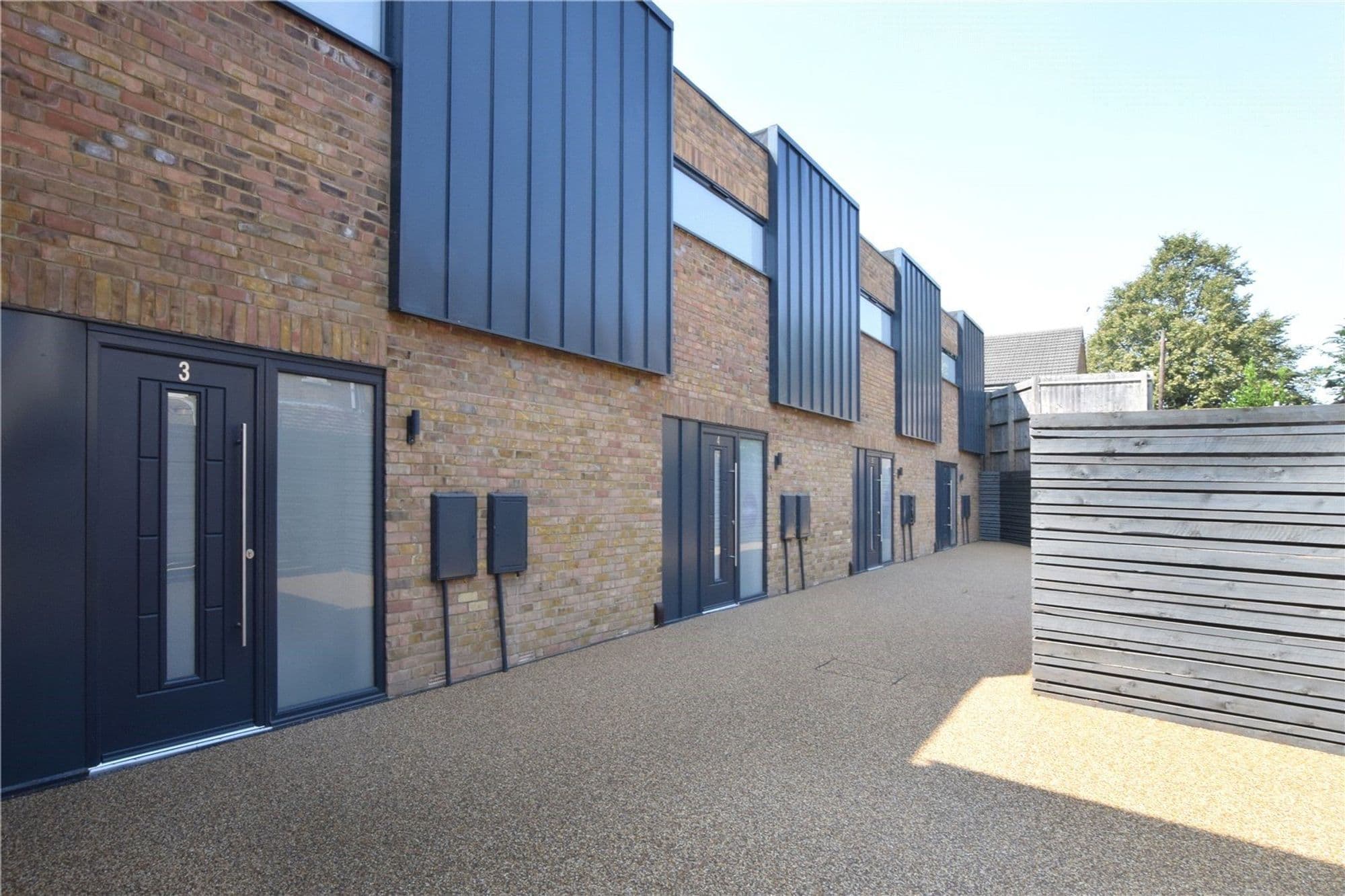 Clark Mews, Watford, WD18