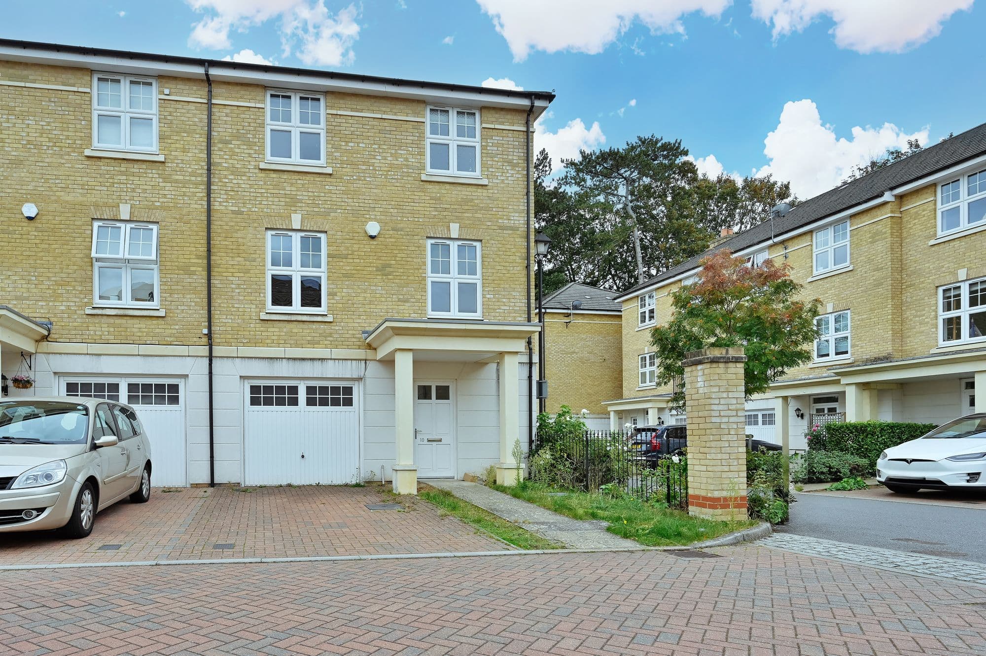 Woolman Road, Watford, WD17