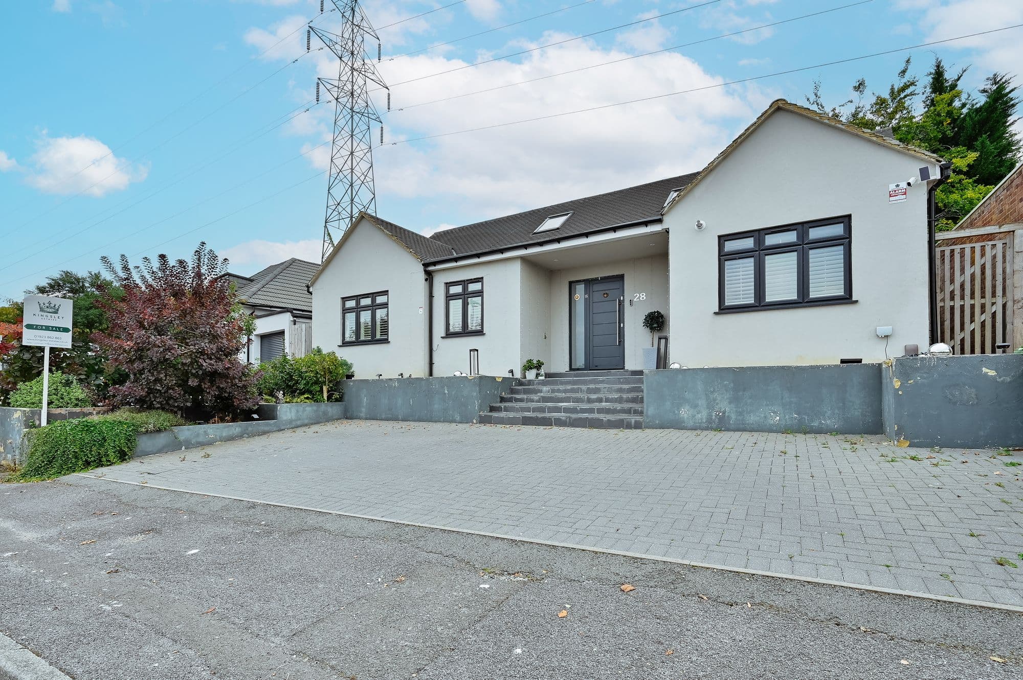 Richfield Road, Bushey, WD23