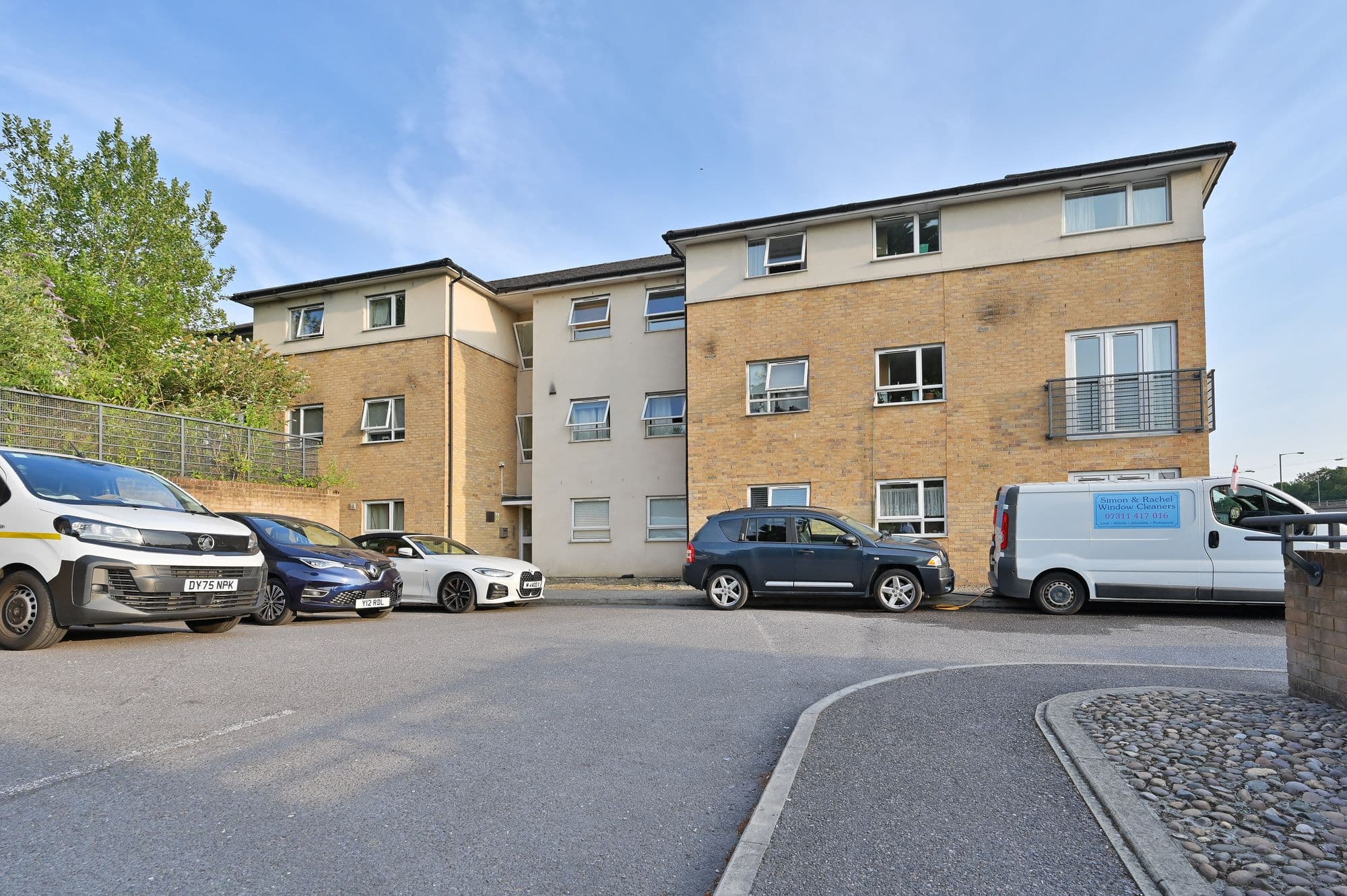 The Uplands, Bricket Wood, AL2