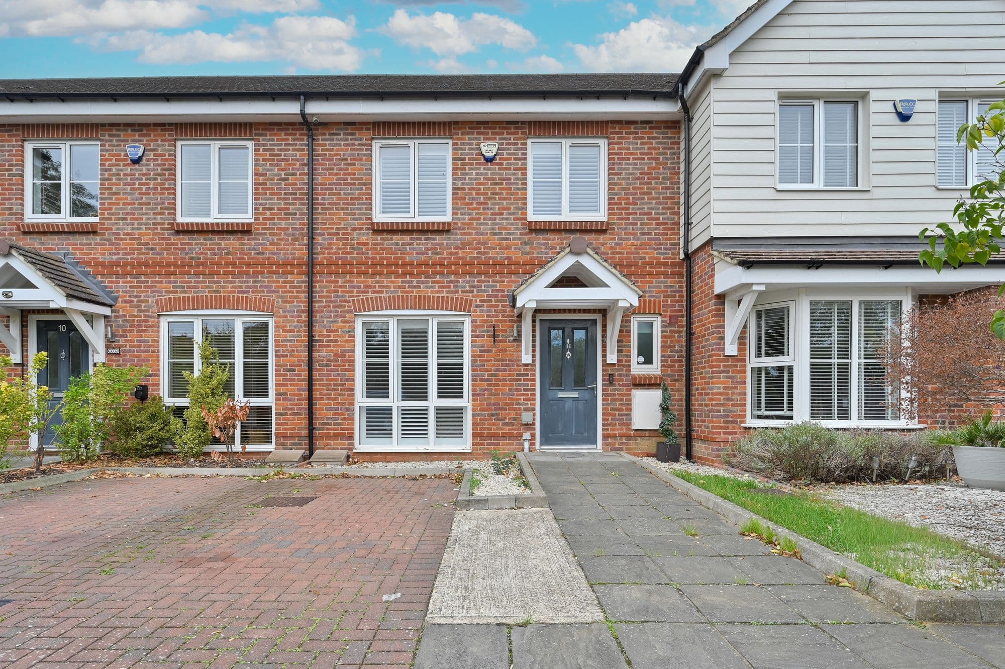 Woodside Road, Abbots Langley, WD5